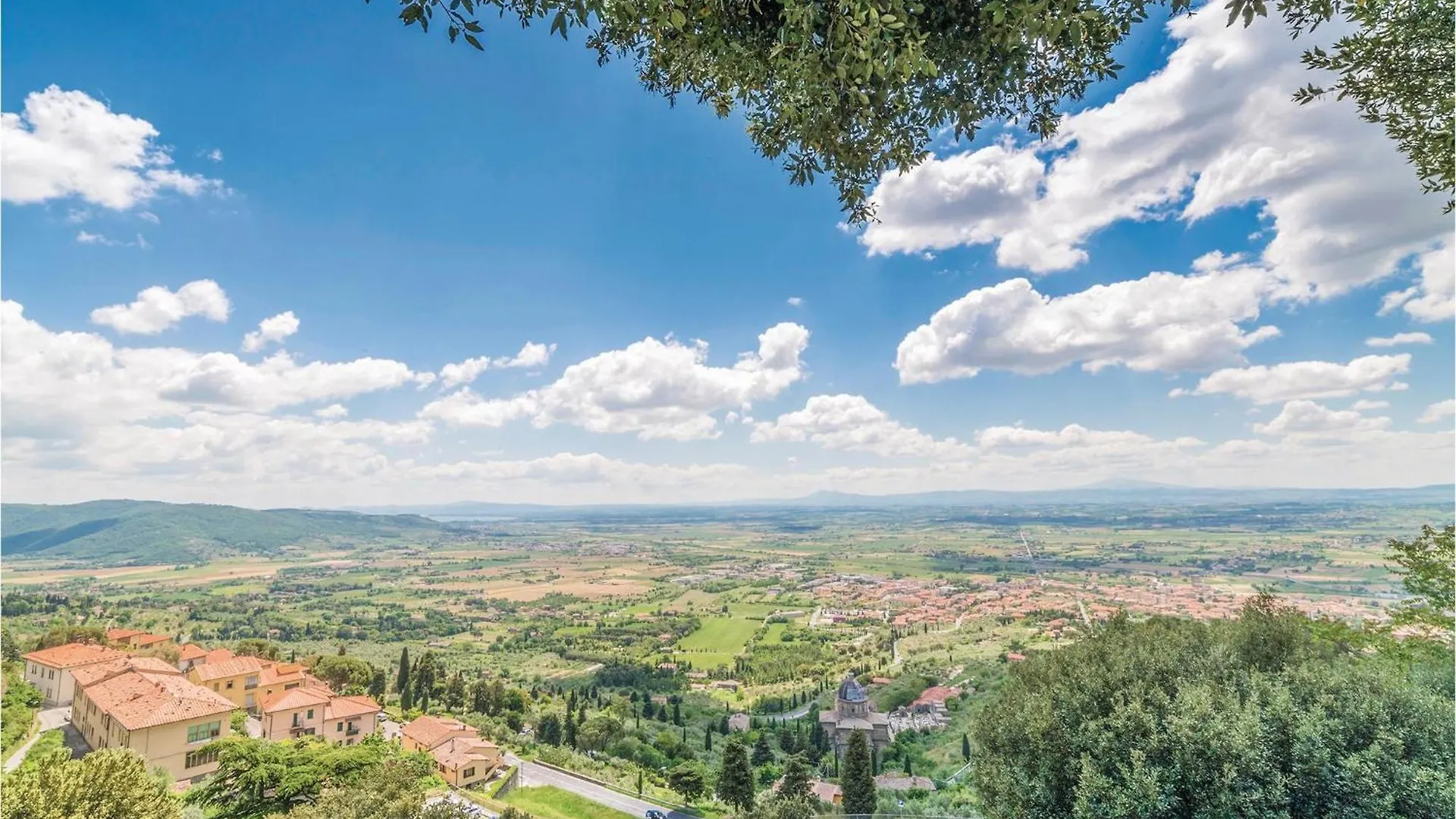 3 Bedroom Cozy Apartment In Ponte Alla Chiassa Ar Chiassa Superiore Italie